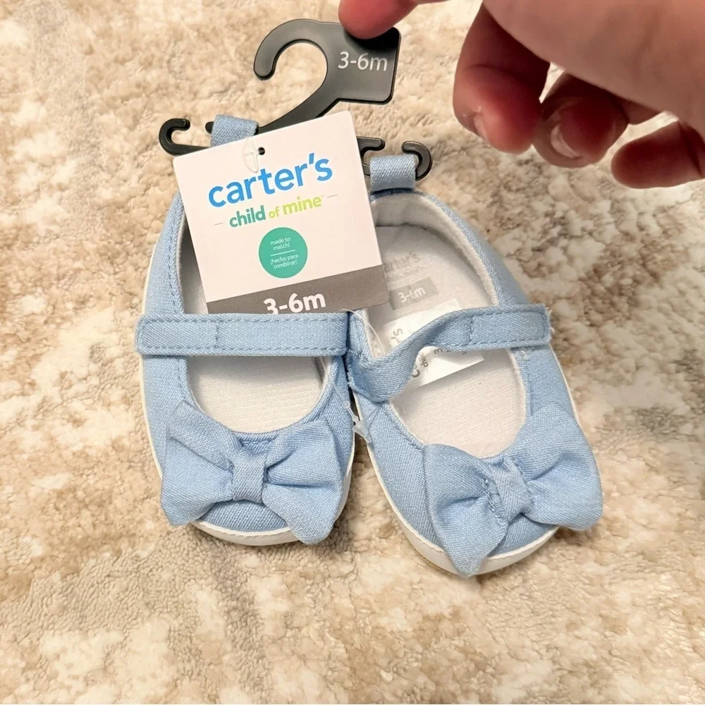 Carter's Light Blue Baby Walker Shoes with bows size 3/6M-NWT